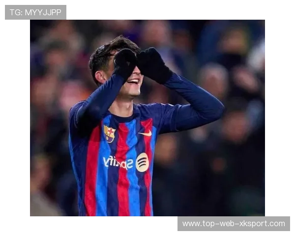 佩德里突破制造空间，巴萨少年天赋尽显